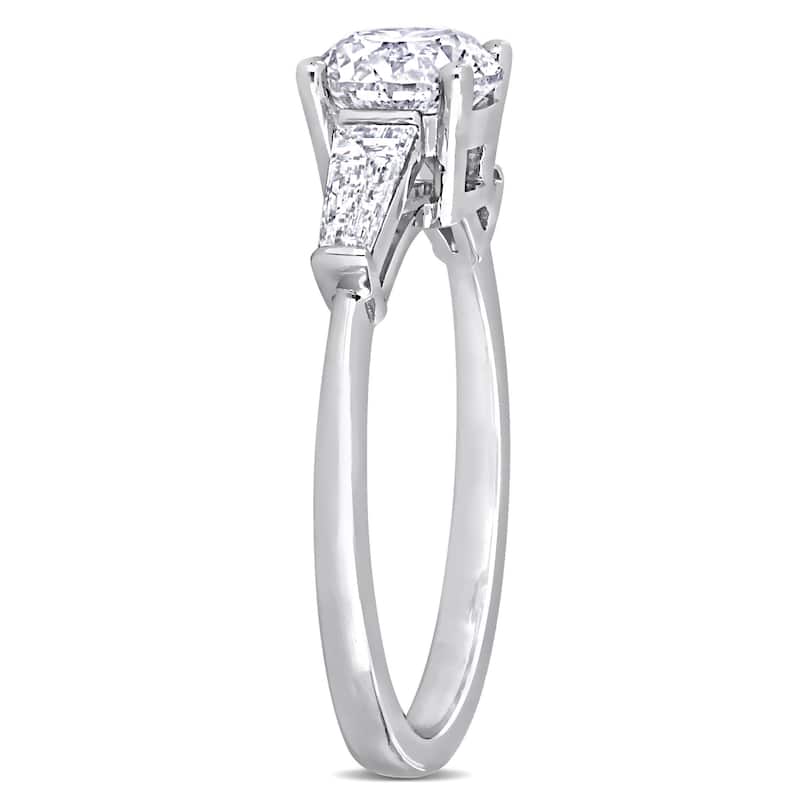 Miadora 1 5/8ct TDW Diamond 3Stone Engagement Ring in 14k White Gold