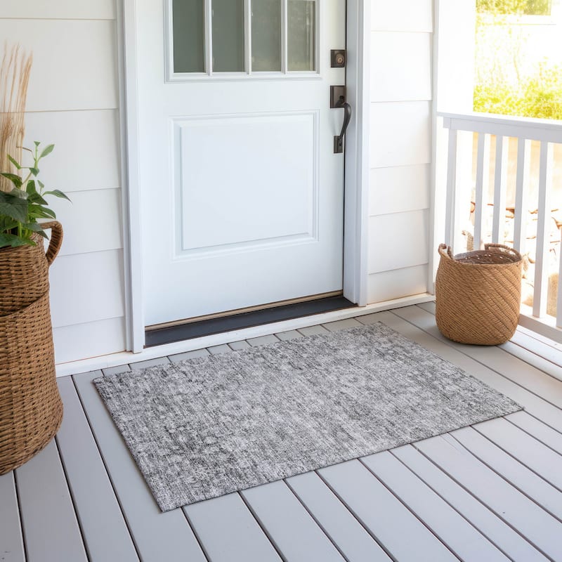 Machine Washable Indoor/ Outdoor Chantille Traditional Vintage Floral Rug