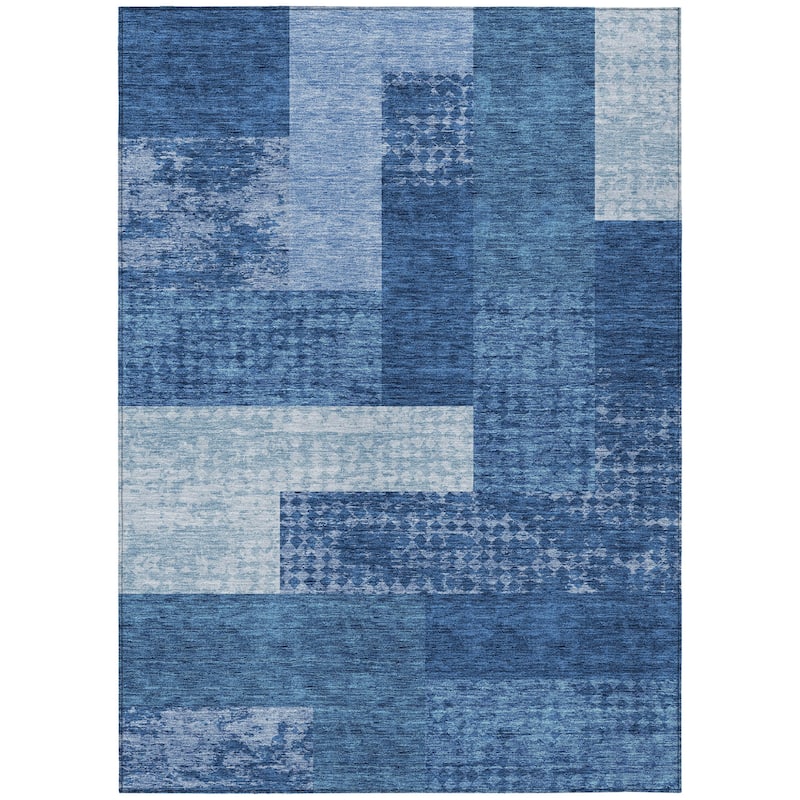 HomeRoots Geometric Transitional Rectangle Outdoor Rug