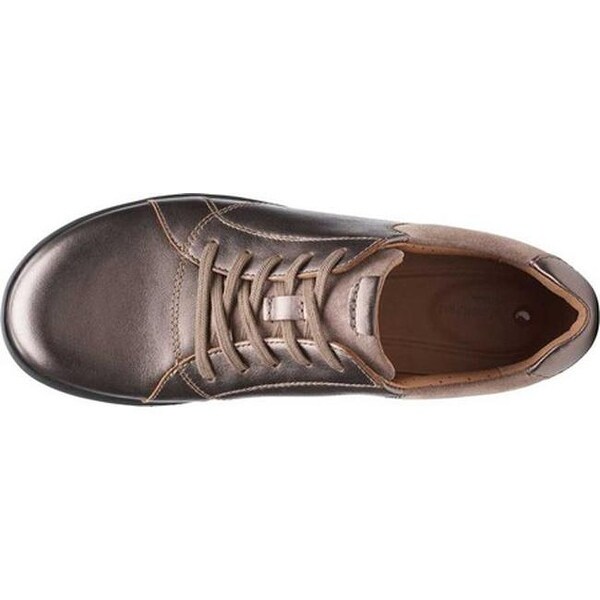 clarks un adorn lace pebble