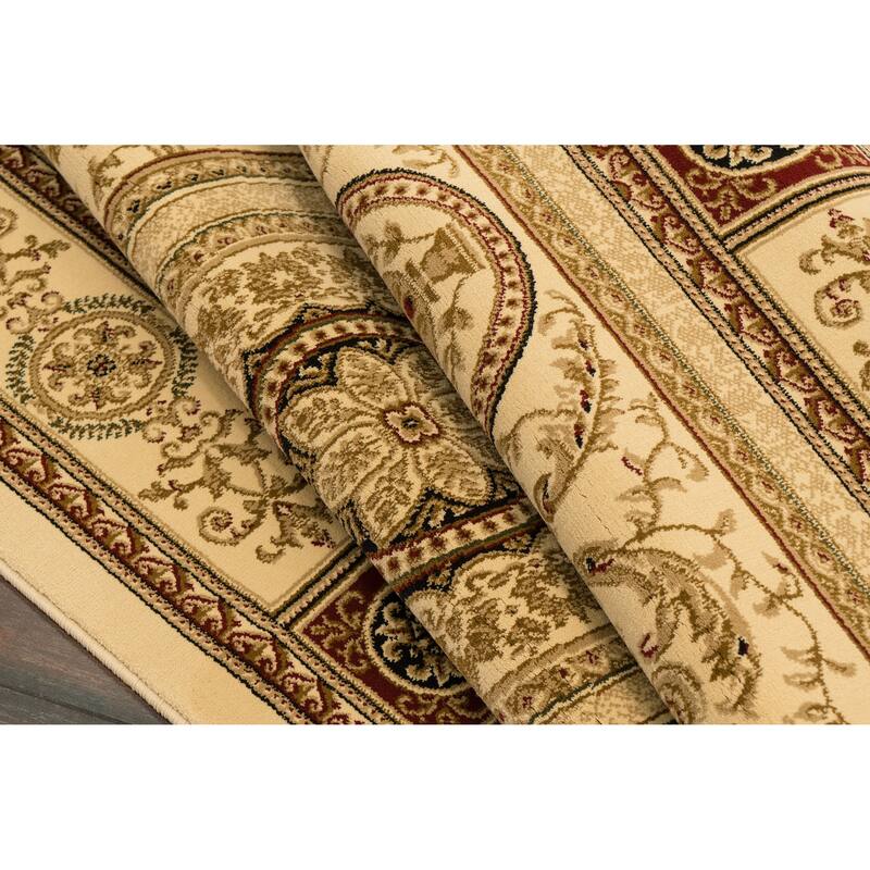 Dynamic Rugs Legacy Traditional Area Rug