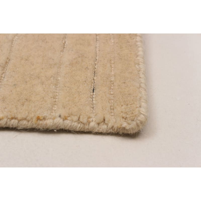 Kashkuli Gabbeh Cream Rug 6'8" x 9'3" - 6'8 x 9'3