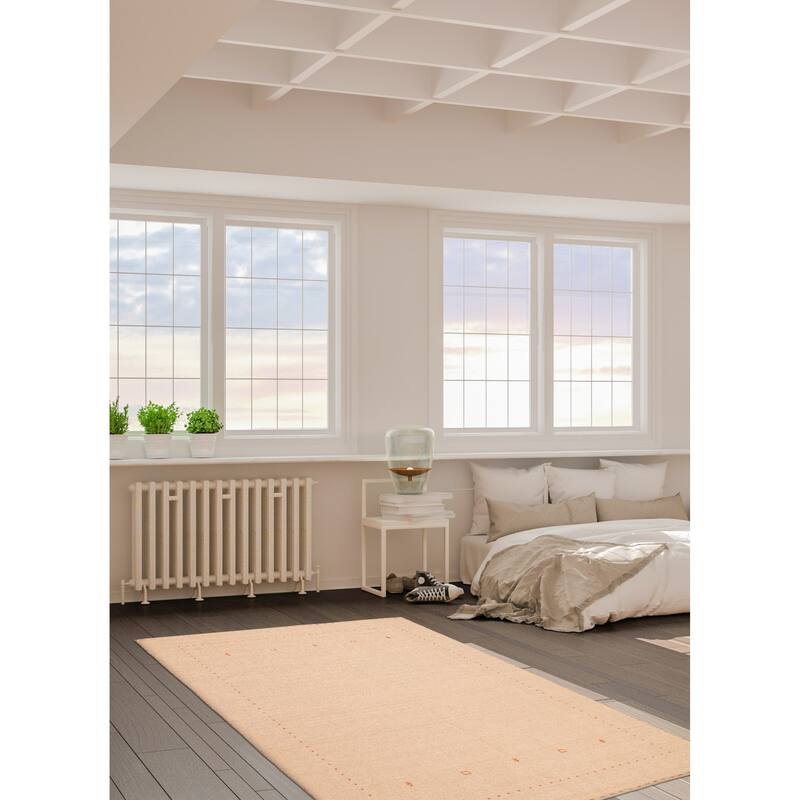 Kashkuli Gabbeh Tan Rug 7'10" x 11'1" - 7'10 x 11'1