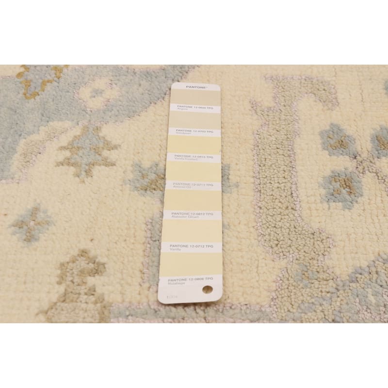 ECARPETGALLERY Hand-knotted Royal Oushak Ivory Wool Rug - 6'1 x 5'10