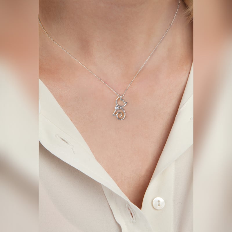 1/20ct TDW Diamond Kitten Pendant Necklace in Silver for Women - White