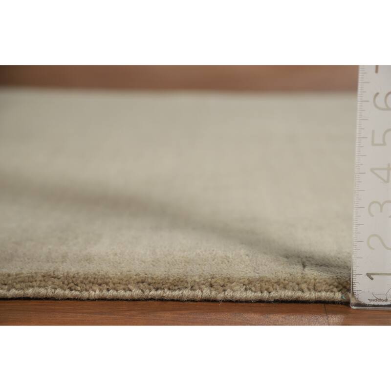 Hand Knotted Oriental 100% Wool Carpet Tribal Animal Pictorial Beige & Ivories Gabbeh Area Rug - 6' 4'' X 4' 7''