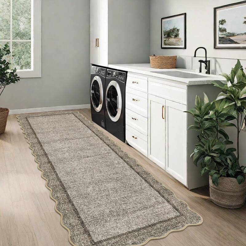 Garvee Scallop Solid Washable Area Rug