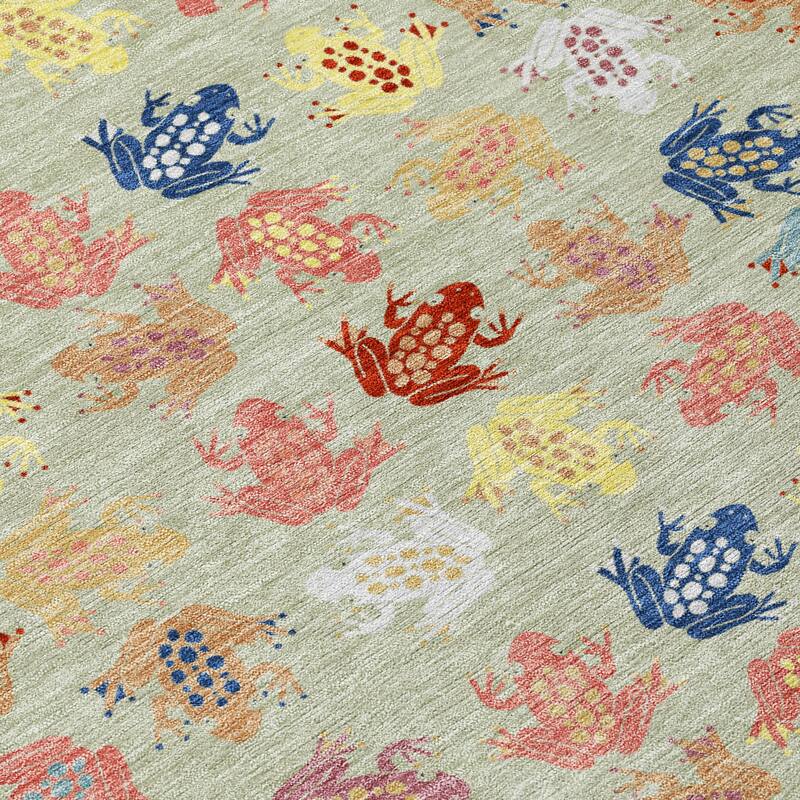 Machine Washable Indoor/ Outdoor Modern Frogs Chantille Rug
