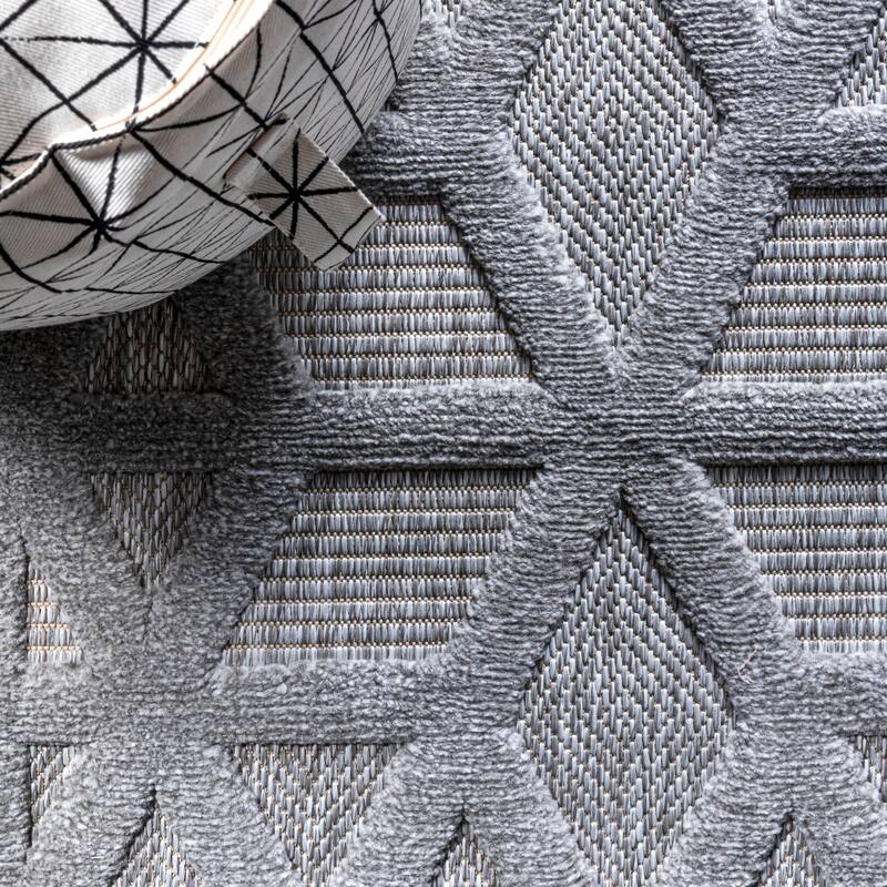 JONATHAN Y Peralta Neutral Geometric Indoor/Outdoor Area Rug