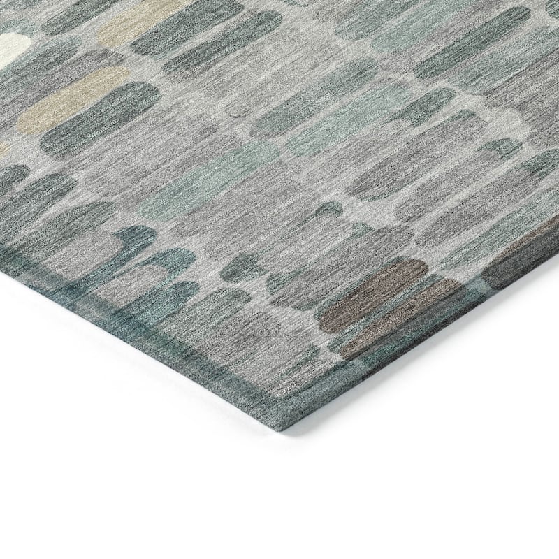 Machine Washable Indoor/ Outdoor Modern Caps Chantille Rug