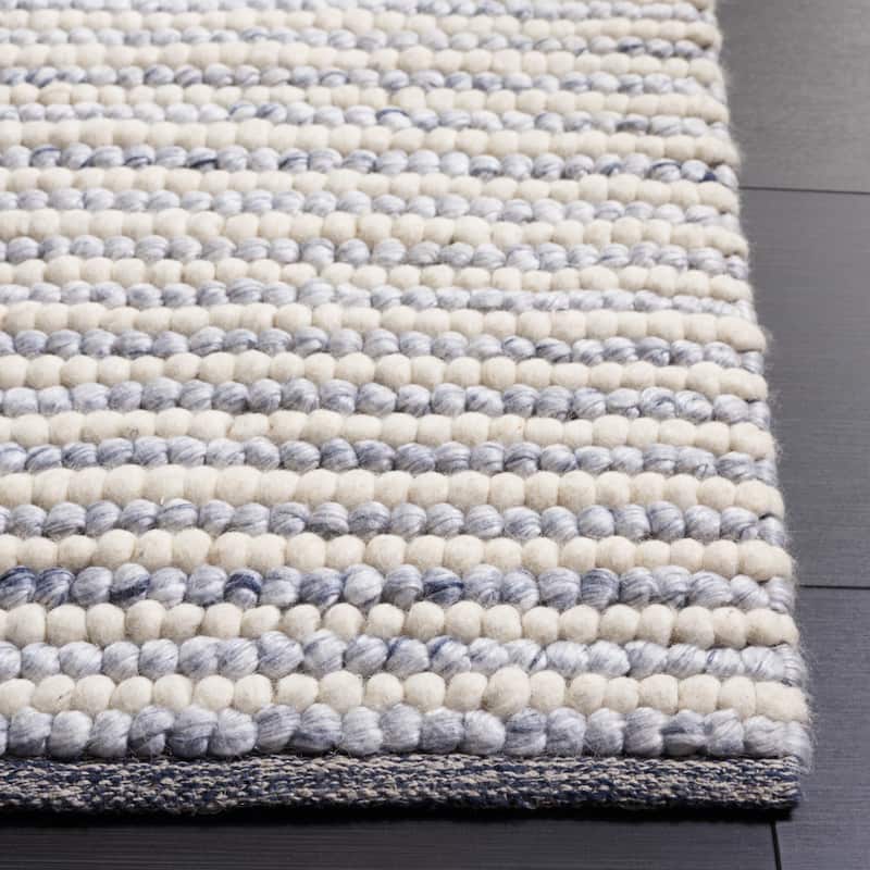 SAFAVIEH Handmade Natura Courtney Wool Rug