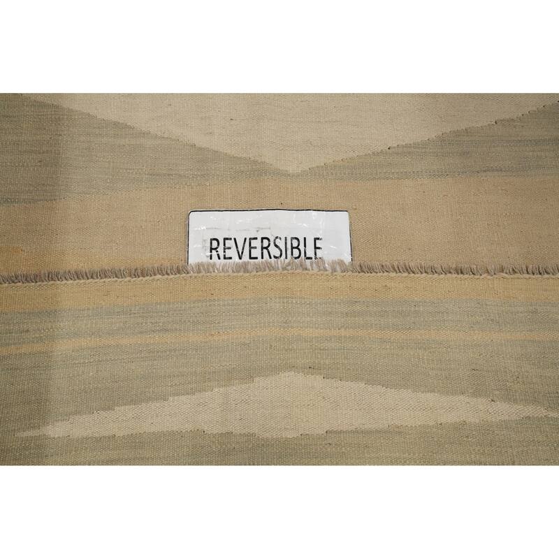 Hand Woven Oriental 100% Wool Carpet Southwestern Modern Beige & Ivories Kilim Area Rug - 6' 8'' X 4' 9''