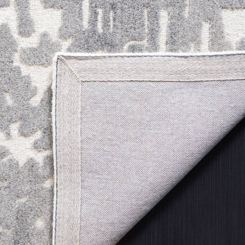 SAFAVIEH Handmade Chatham Ivika Abstract Wool Rug