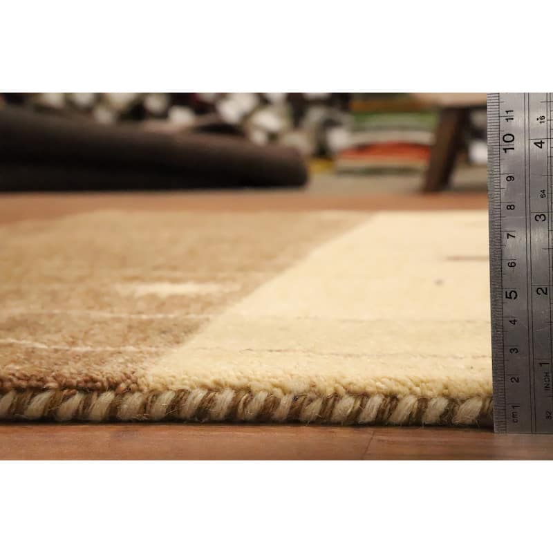 Hand Knotted Oriental 100% Wool Carpet Modern Modern Beige & Ivories Gabbeh Area Rug - 5' 11'' X 4' 1''