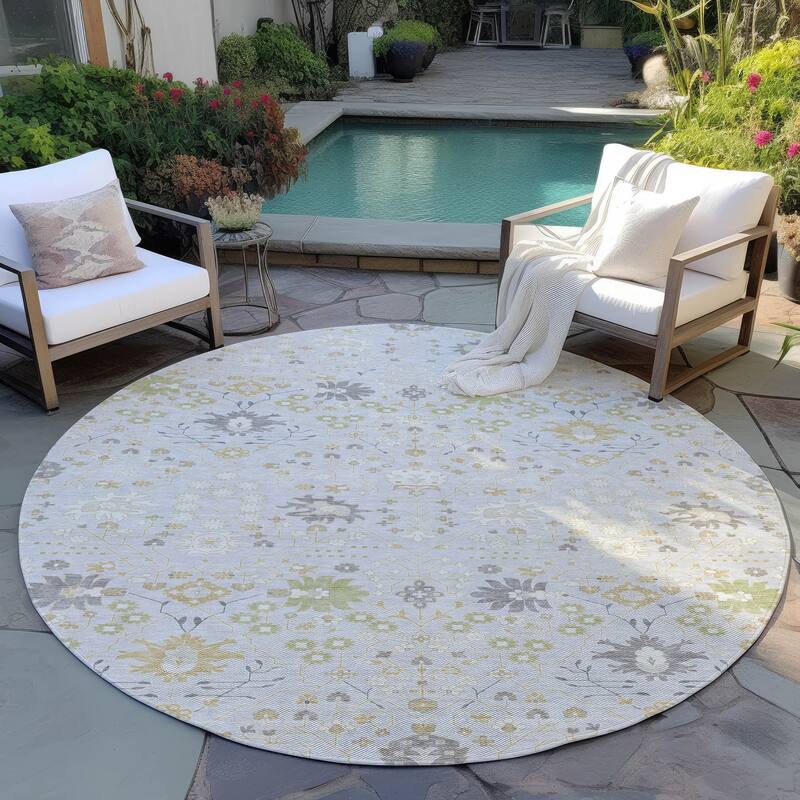 Machine Washable Indoor/ Outdoor Global Traditional Chantille Rug - Silver - 8' x 8'