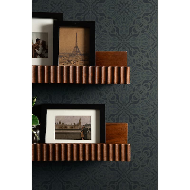 Kate and Laurel Furrow Ledge Shelf Set.