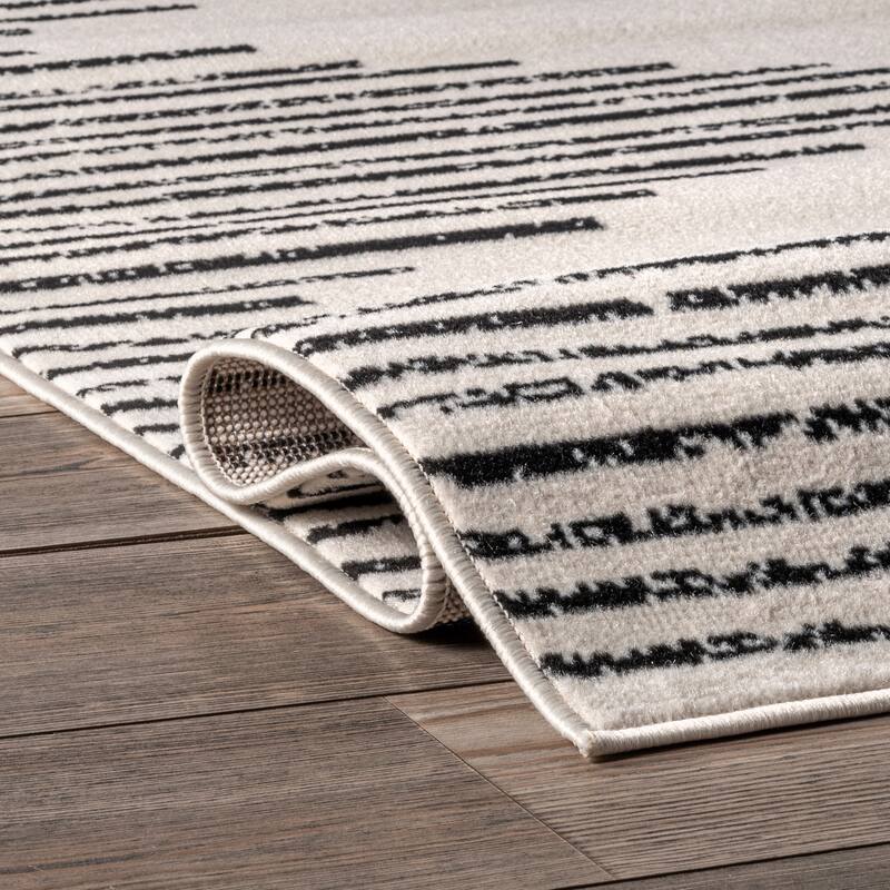 Nuloom Romina Diamond Stripes Area Rug
