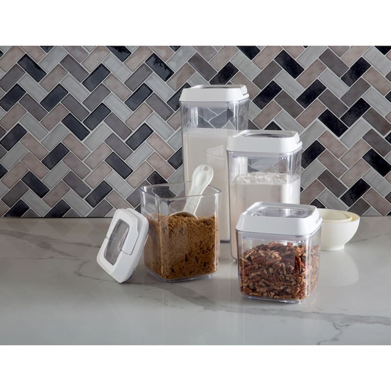 Kitchen Details .7L Airtight Stackable Container - 4.1"x 4.1"x 4.5"