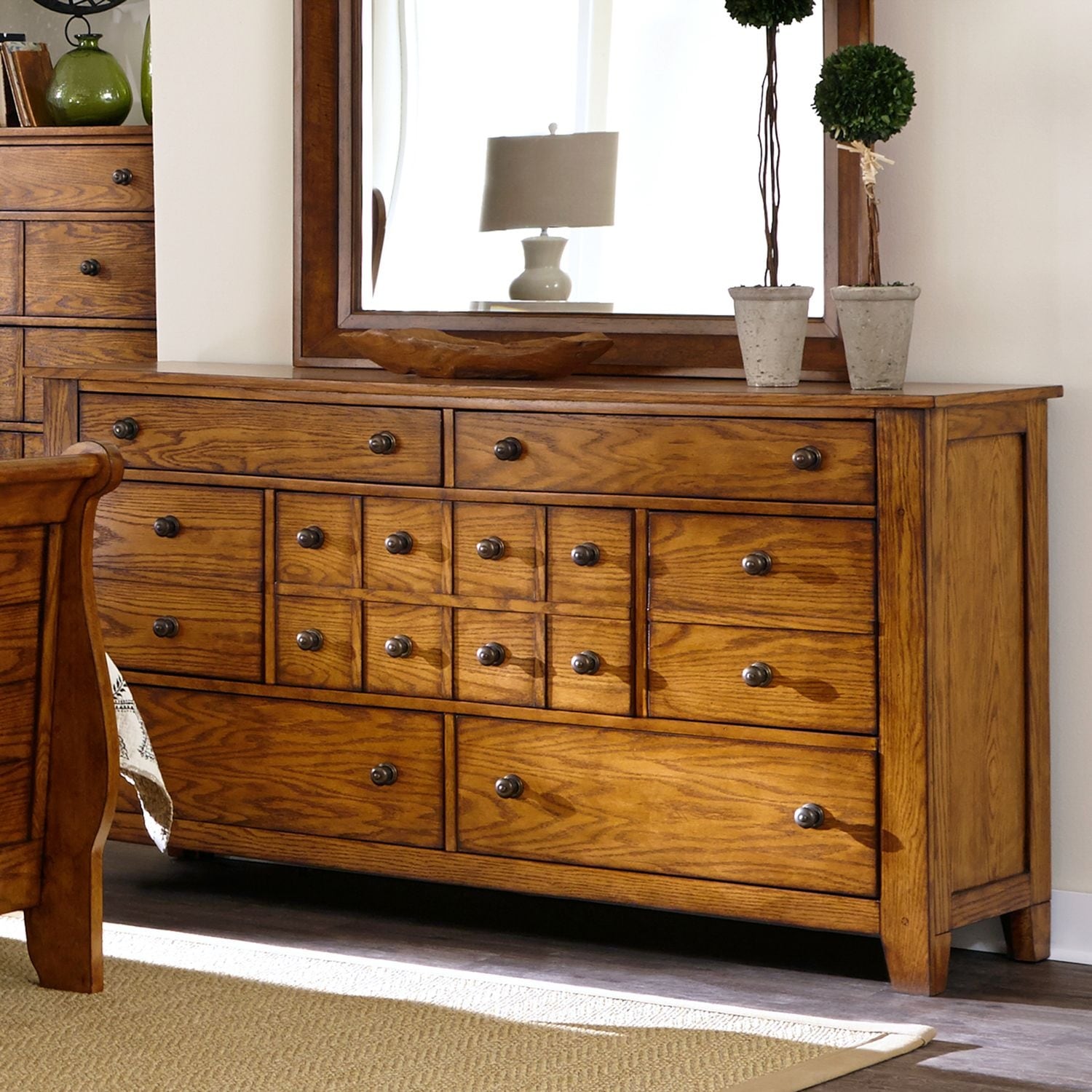Liberty Furniture Grandpas Cabin Bedroom 7 Drawer Dresser Aged Oak