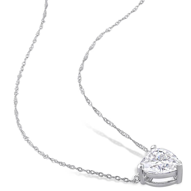 Miadora 2ct DEW Moissanite Solitaire Heart Station Necklace in 10k White Gold