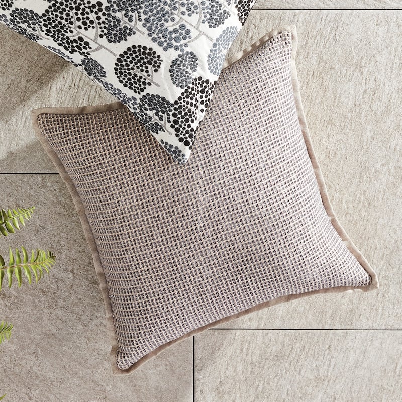 Indoor/Outdoor Accent Pillows