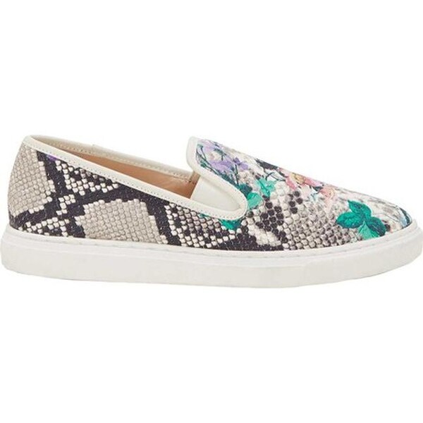 vince camuto becker slip on sneakers