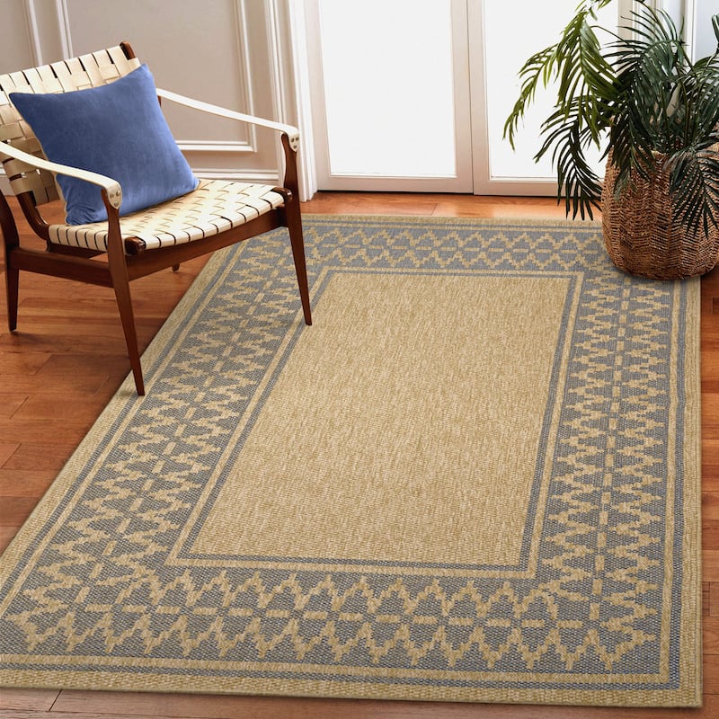 Liora Manne Sahara Diamond Border Indoor/Outdoor Rug