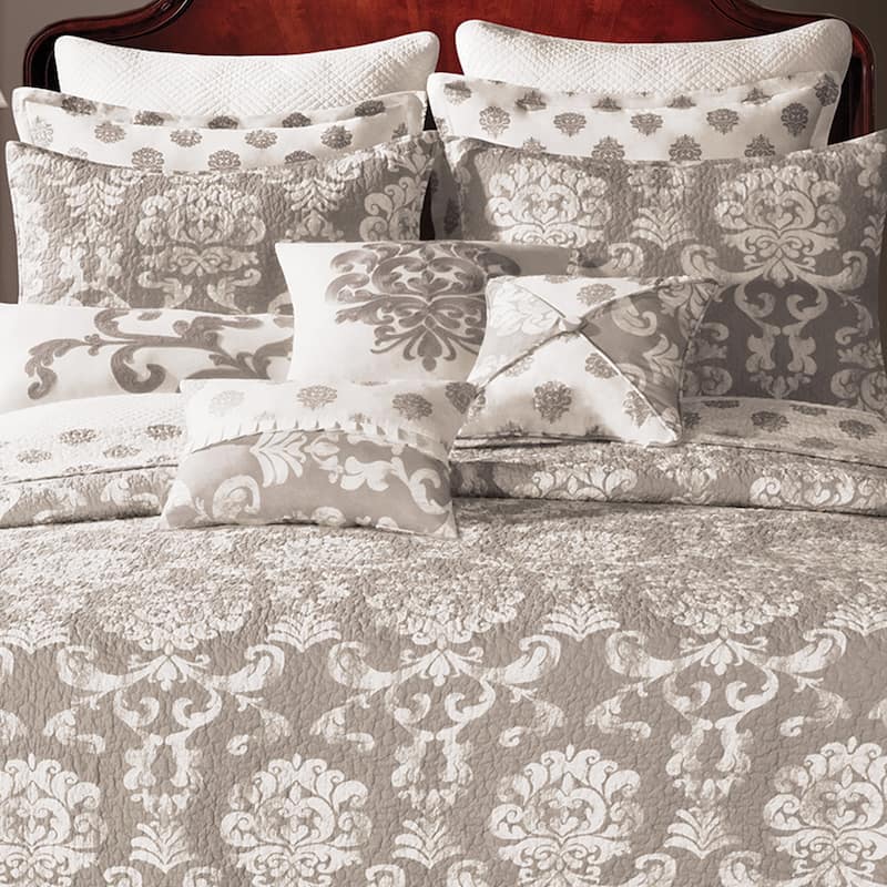 Colonial Williamsburg Providence Cotton Quilt (Shams Not Included)