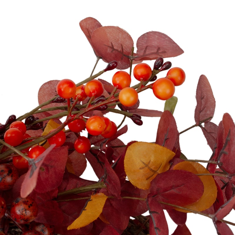 Red Berries Artificial Christmas Wreath - 24-Inch Unlit - 24"