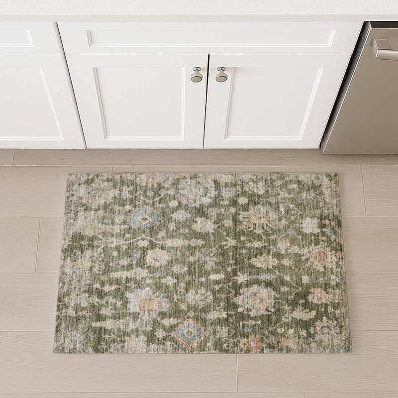 Machine Washable Indoor/ Outdoor Casual Traditional Chantille Rug