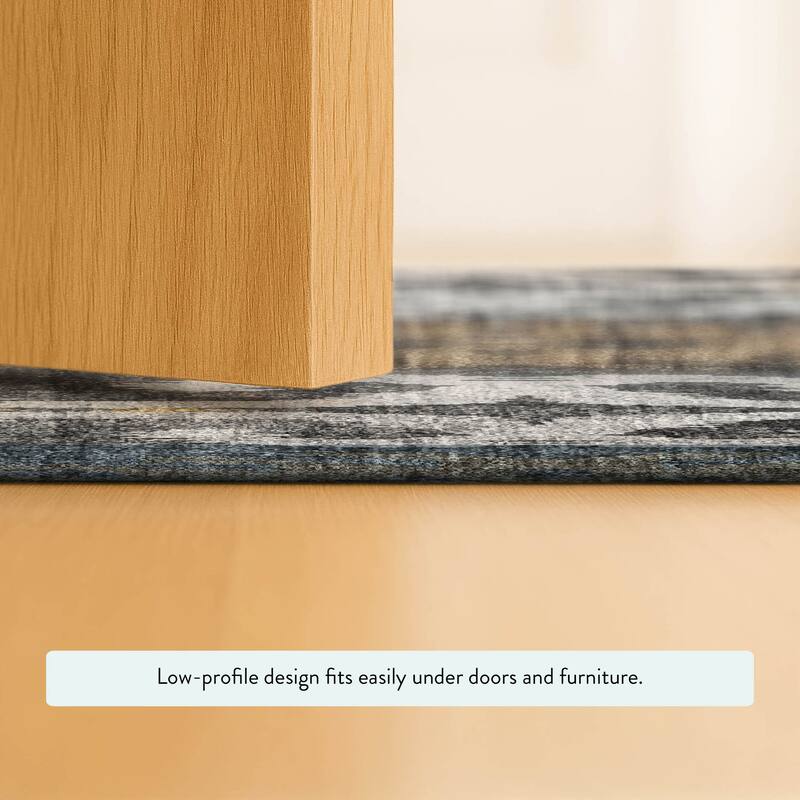 Machine Washable Indoor/ Outdoor Global Empire Chantille Rug