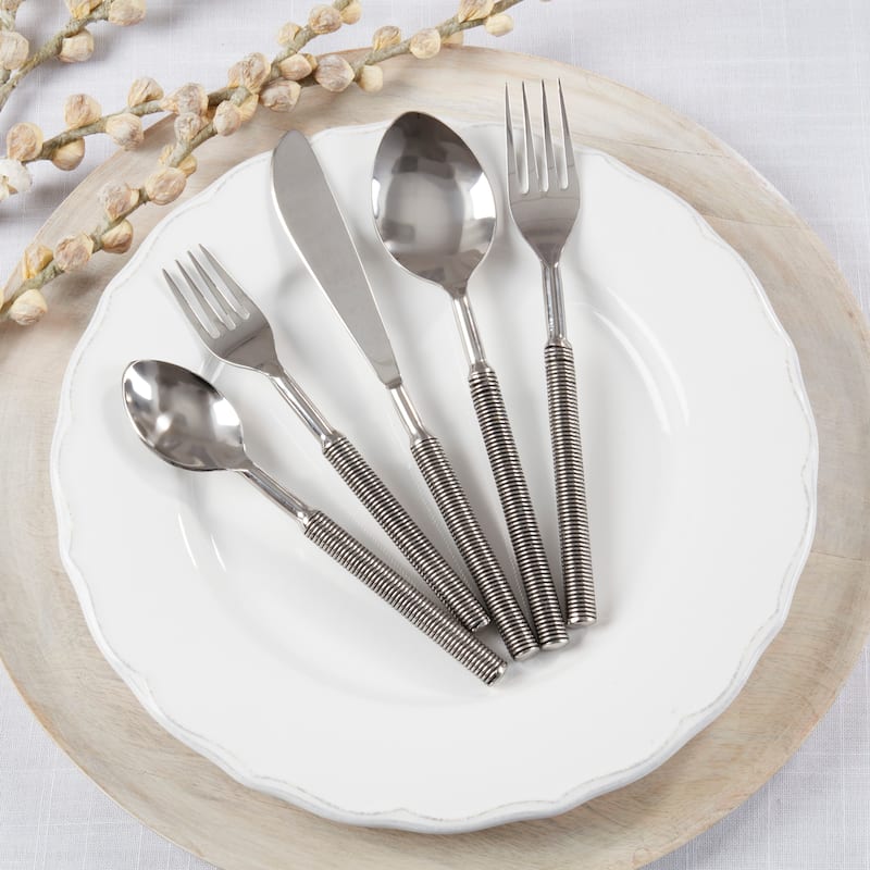 Sleek Ribbed Flatware (Set of 5)