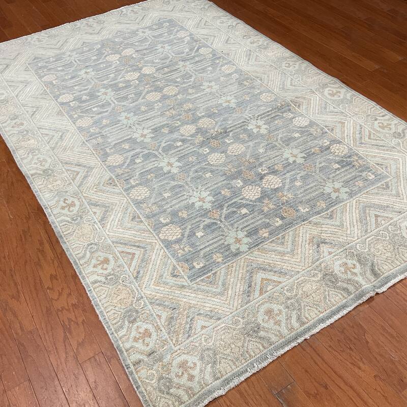 HERAT ORIENTAL Handmade Vegetable Dye Khotan Wool Rug - 5'9" x 9'