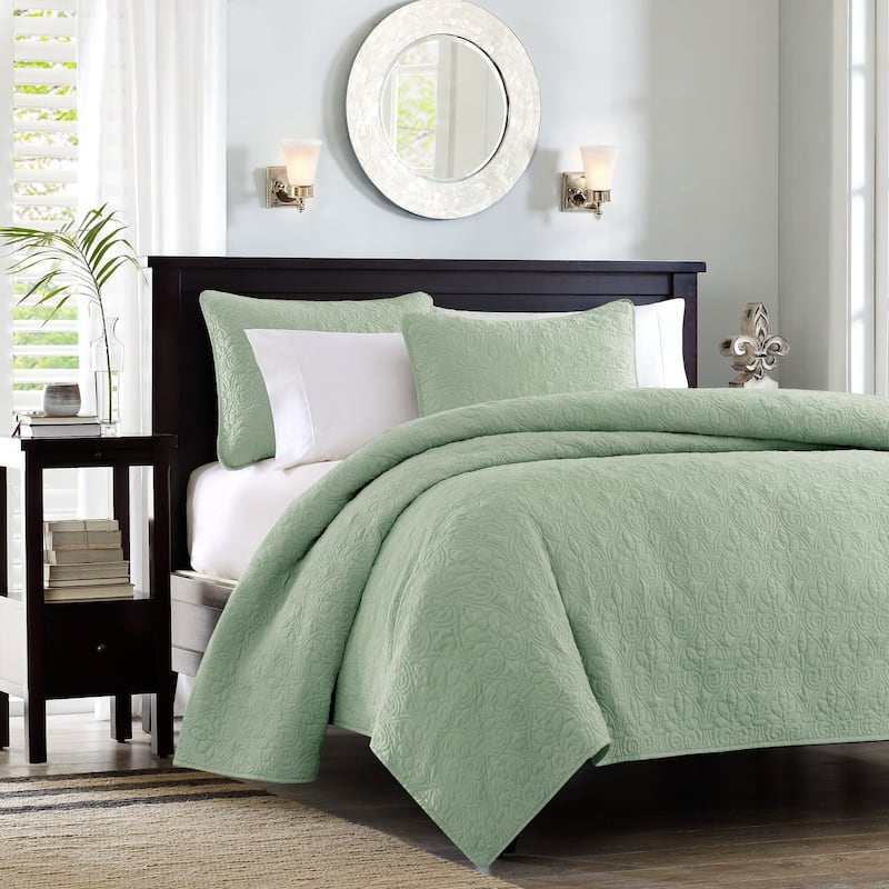 Madison Park Mansfield Reversible Quilt Set