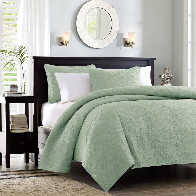 Madison Park Mansfield Reversible Quilt Set