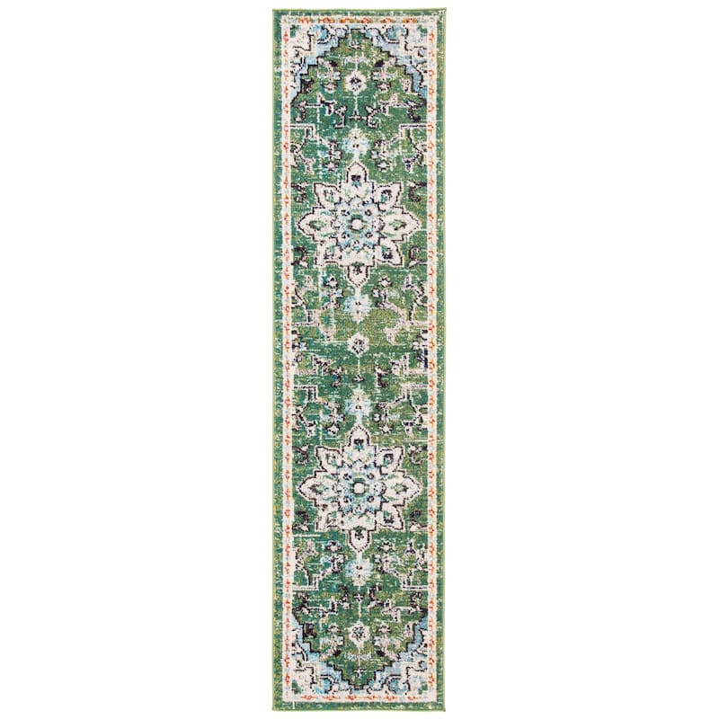 SAFAVIEH Madison Diederike Boho Medallion Distressed Rug