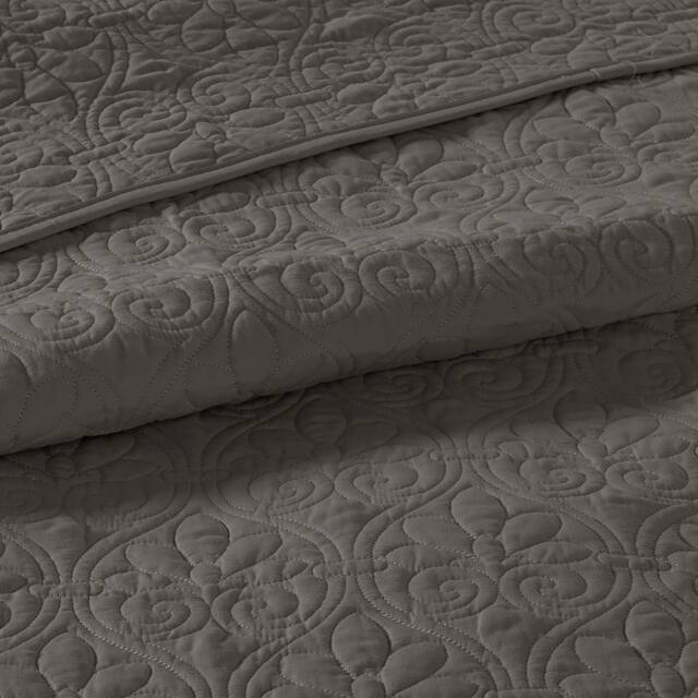 Madison Park Mansfield Reversible Bedspread Set