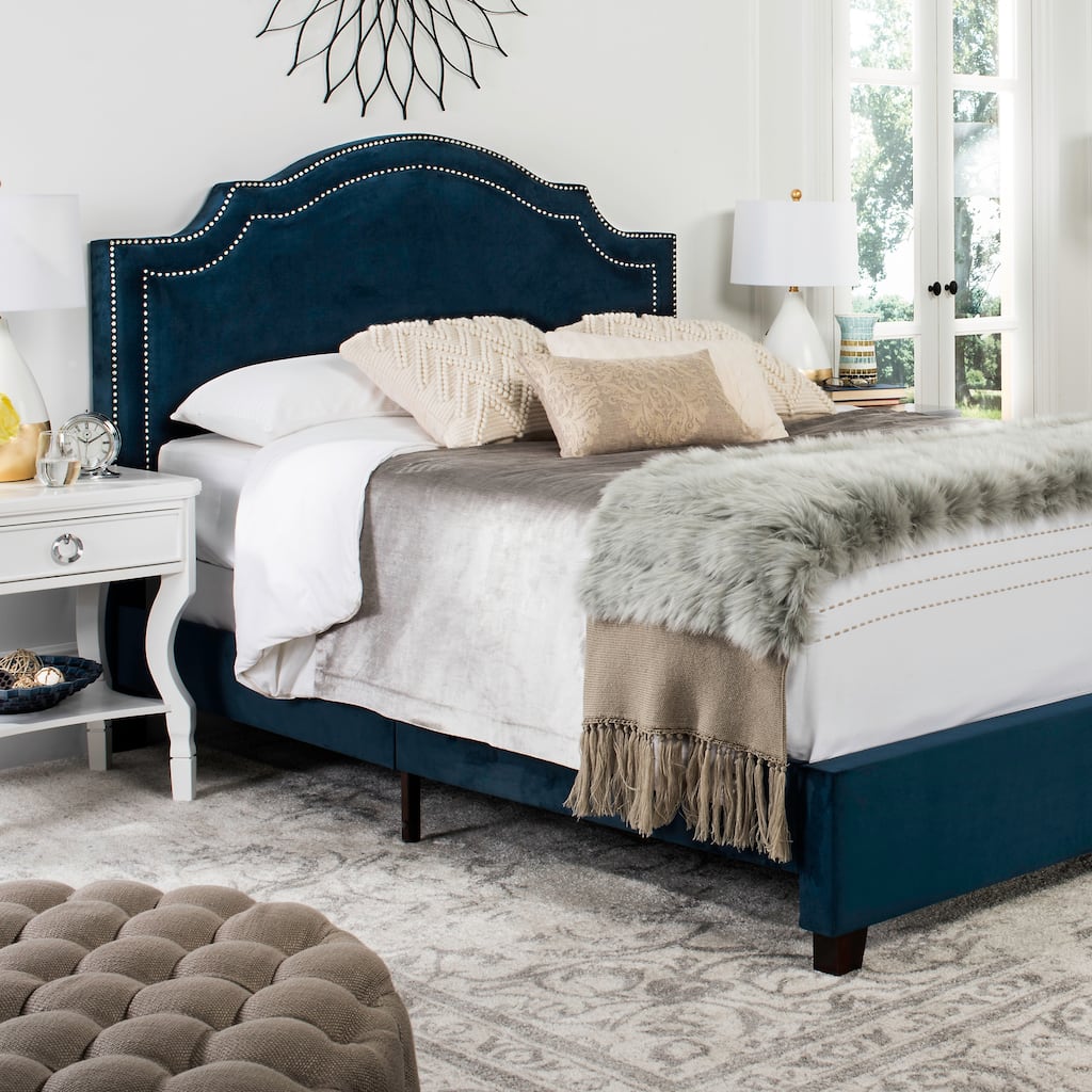 SAFAVIEH Theron Navy Bed (Full)