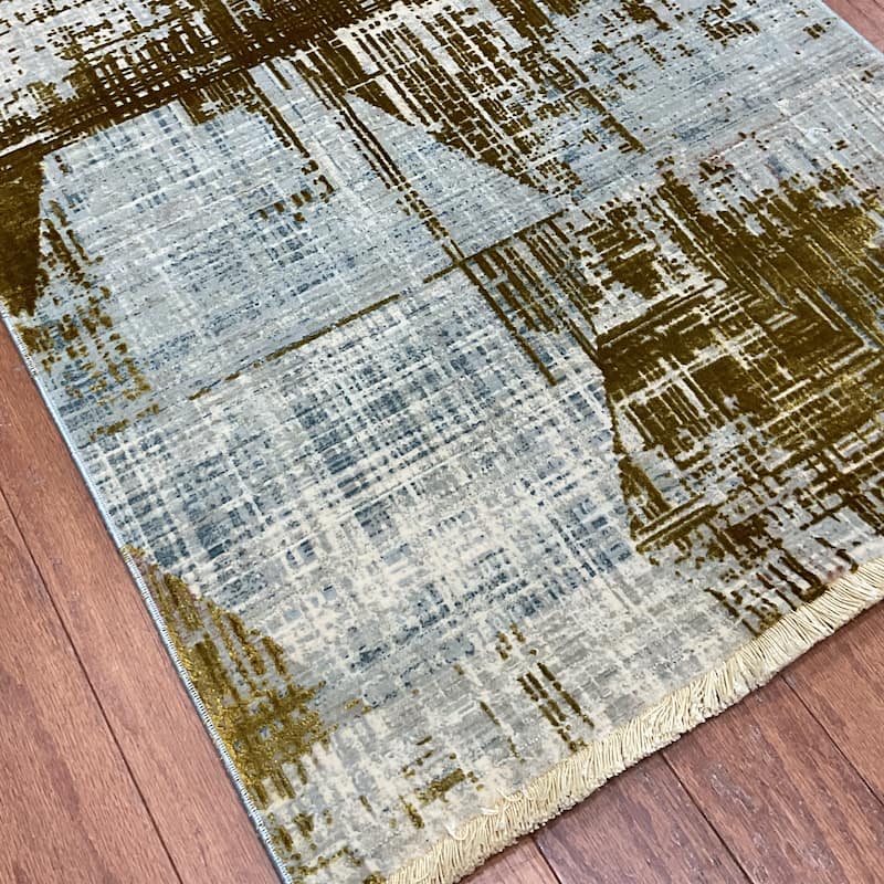 HERAT ORIENTAL Turkish Modern Erased Design Wool & Silk Rug - 2' x 2'11"