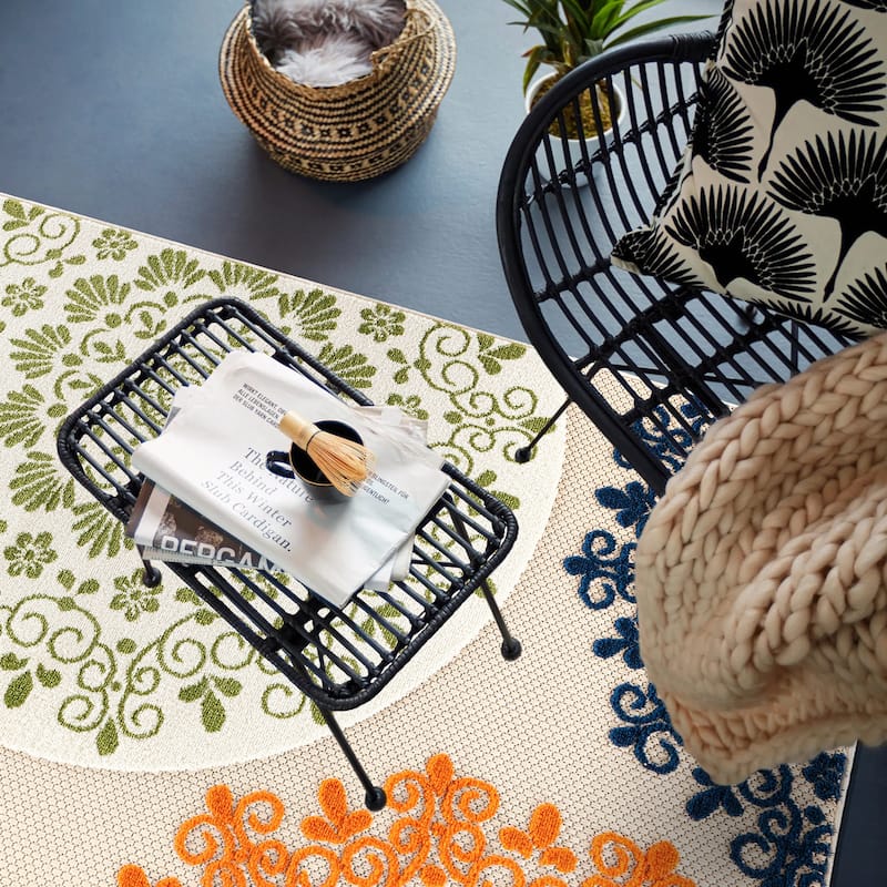 Verona Contemporary Floral Circles Indoor/Outdoor Area Rug