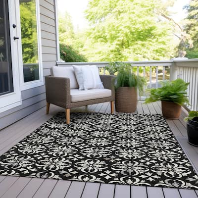 Machine Washable Indoor/ Outdoor Chantille Traditional Medallion Rug