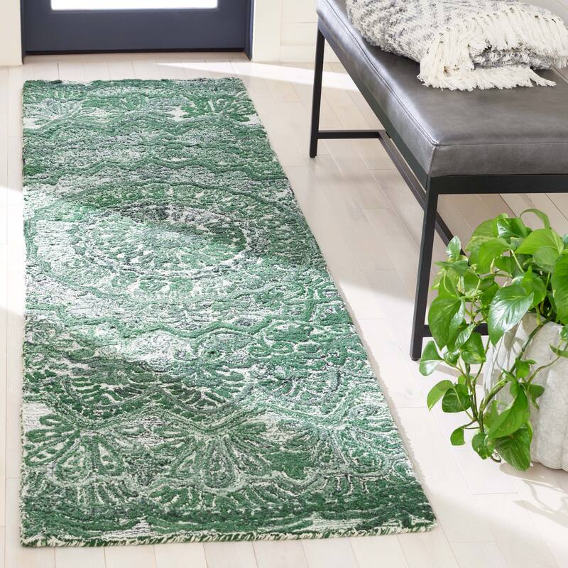 SAFAVIEH Handmade Marquee Genta Modern Medallion Wool Rug - 2'3" x 6' Runner - Green/Ivory