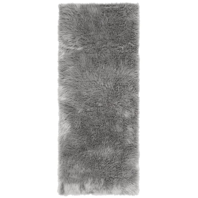 SAFAVIEH Faux Sheep Skin Alexandria 2.4-inch Thick Rug