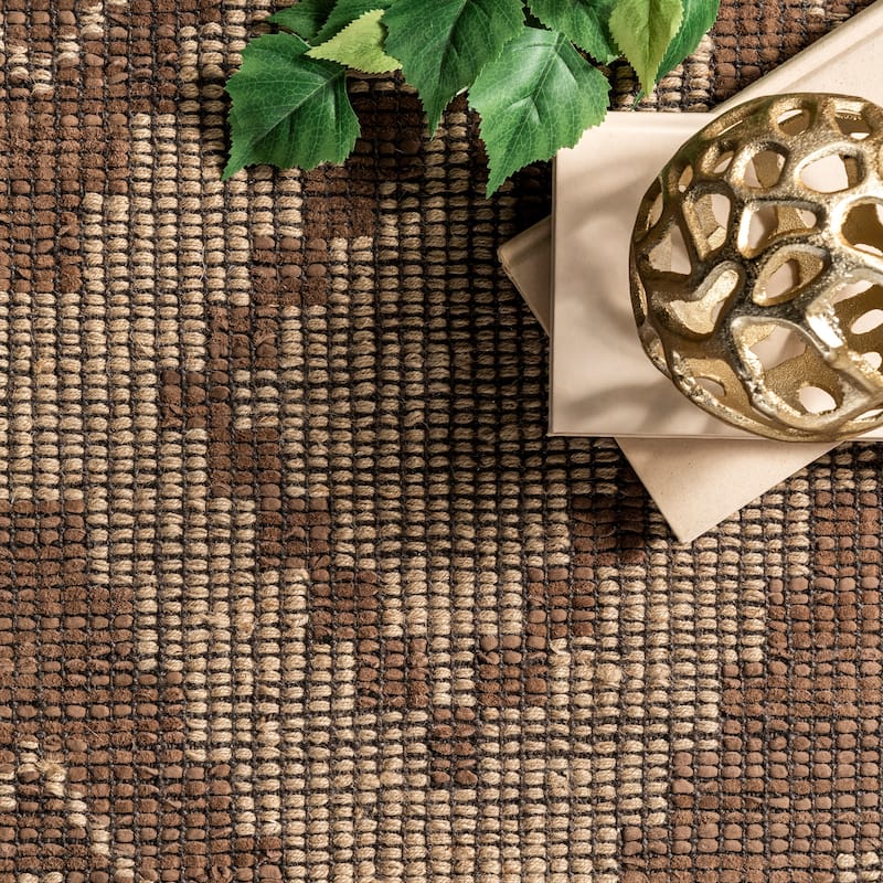 Nuloom Tegan Bohemain Diamond Leather and Jute Area Rug