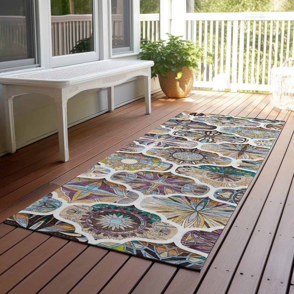 Machine Washable Indoor/ Outdoor Trellis Mosaic Chantille Rug