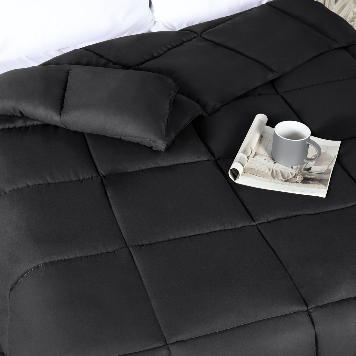 Superior Classic All-Season Reversible Down Alternative Comforter