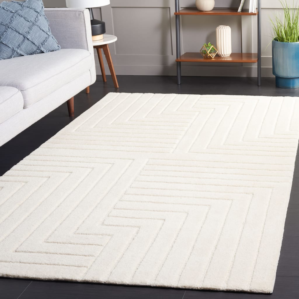 SAFAVIEH Handmade Ebony Sanela Modern Wool Rug