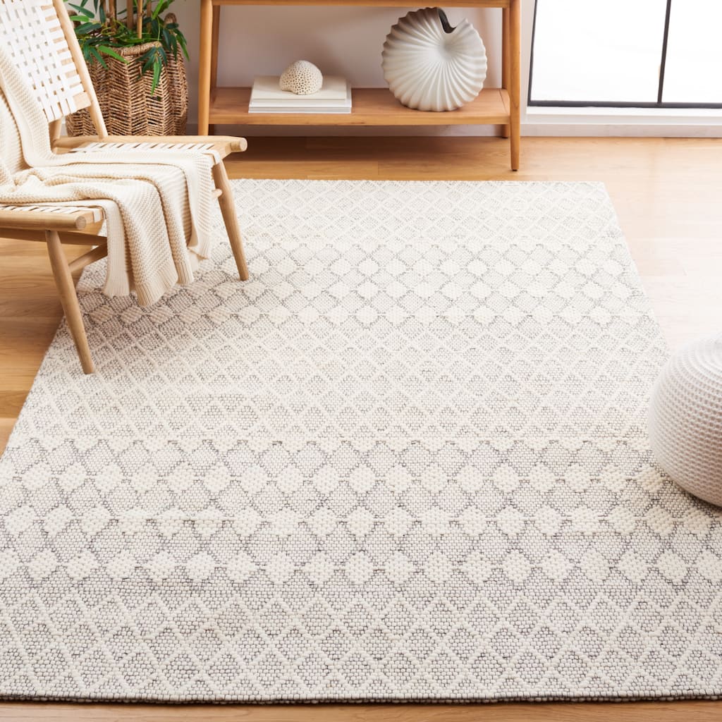 SAFAVIEH Handmade Marbella Runhild Modern Wool Rug