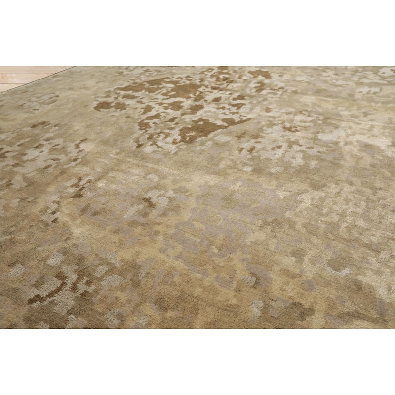 6x7'10'' Hand Knotted Wool & Silk Beige Tibetan Modern & Contemporary Rug - 6' x 7' 10''