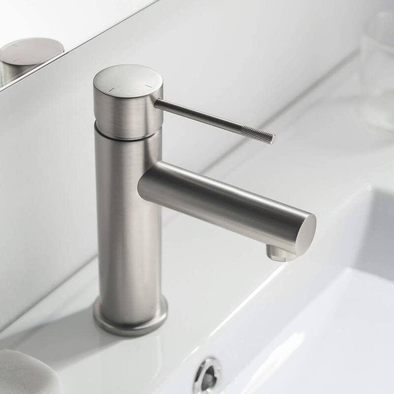 Luxury Single Hole Bathroom Faucet